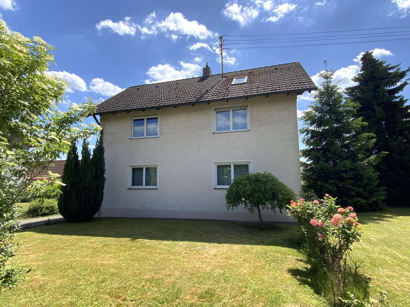 Hausansicht - Einfamilienhaus in 85098 Großmehring mit 106m² kaufen