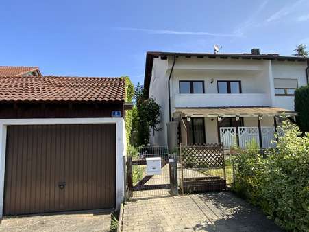 Eingangsseite - Doppelhaushälfte in 85101 Lenting mit 145m² kaufen