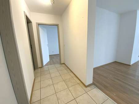 Diele Diele - Erdgeschosswohnung in 85049 Ingolstadt mit 56m² kaufen