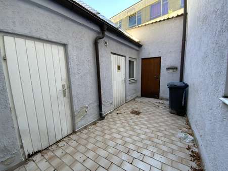 Innenhof Innenhof - Einfamilienhaus in 85049 Ingolstadt mit 70m² kaufen