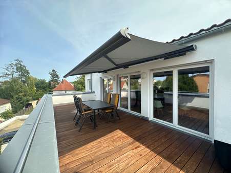 Terrasse mit elektrischer Markise Terrasse mit elektrischer Markise - Penthouse-Wohnung in 85051 Ingolstadt mit 92m² kaufen
