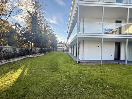 Ansicht vom Osten - Erdgeschosswohnung in 85057 Ingolstadt mit 105m² kaufen