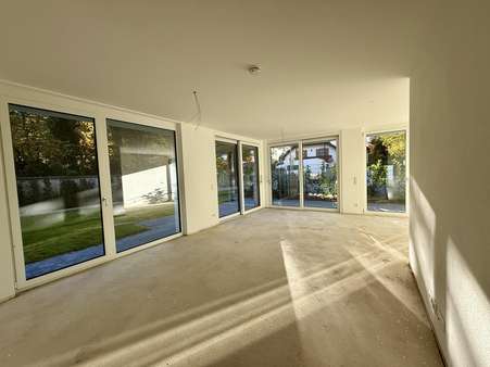 Wohnen/Essen/Kochen - Erdgeschosswohnung in 85057 Ingolstadt mit 105m² kaufen