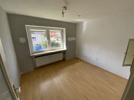 Wohnzimmer EG - Zweifamilienhaus in 85080 Gaimersheim mit 192m² kaufen