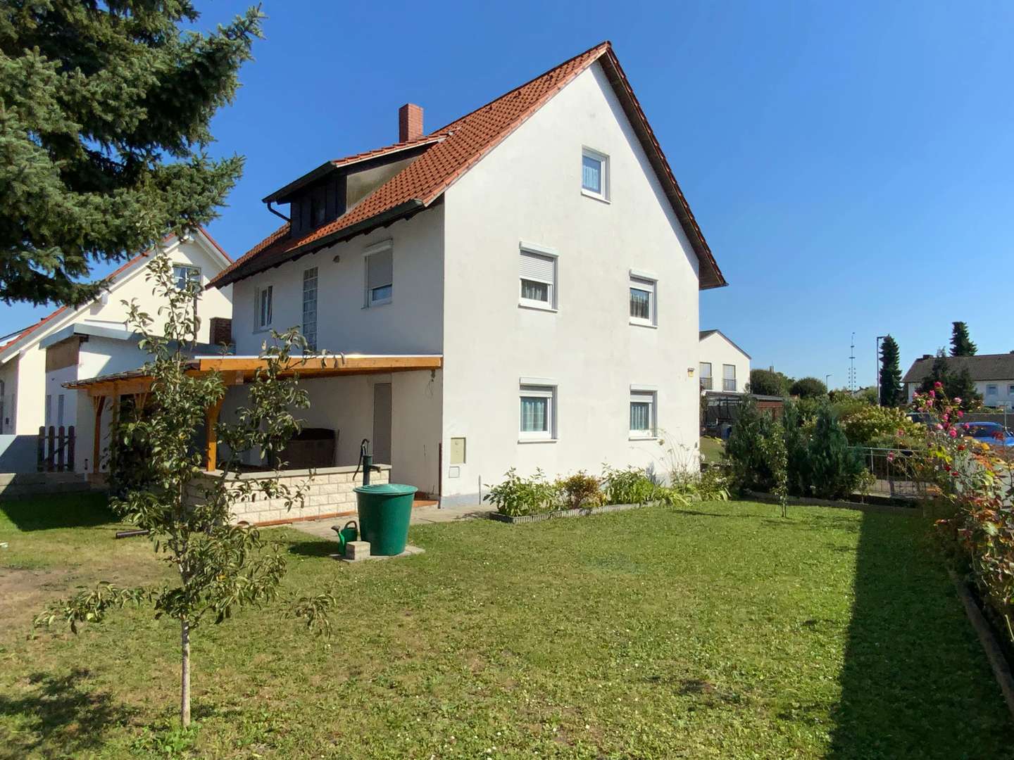 Hausansicht - Einfamilienhaus in 85051 Ingolstadt mit 150m² kaufen