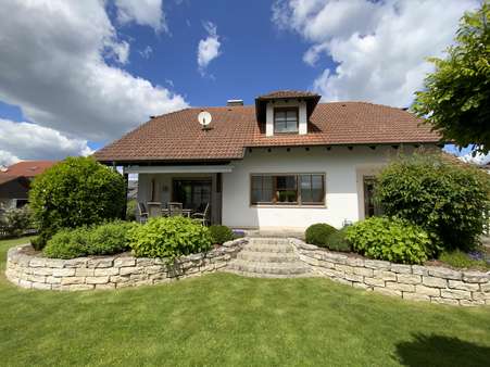 Südansicht - Einfamilienhaus in 85107 Baar-Ebenhausen mit 119m² kaufen