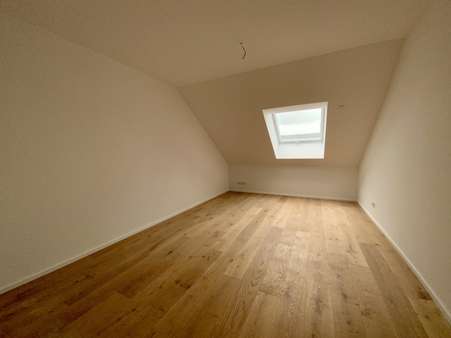 Schlafen - Dachgeschosswohnung in 85051 Ingolstadt mit 68m² kaufen