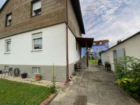 Ansicht Eingang Ansicht Eingang - Einfamilienhaus in 85051 Ingolstadt mit 116m² kaufen
