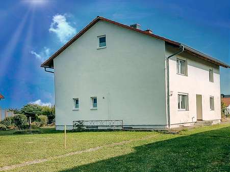 Hausansicht hinten - Einfamilienhaus in 85116 Egweil mit 148m² kaufen