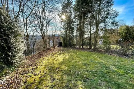 Doppelhaushälfte mit Einliegerwohnung in Reichertshausen