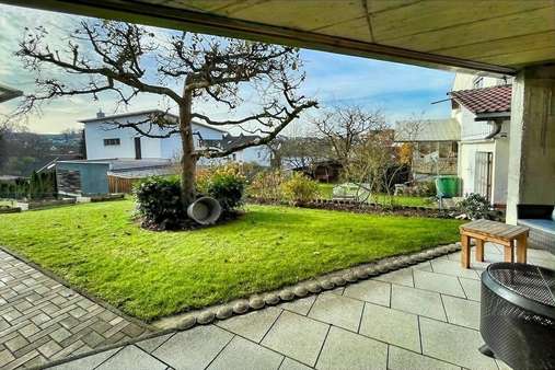 Garten und Terrasse Garten und Terrasse - Doppelhaushälfte in 85298 Scheyern mit 185m² kaufen