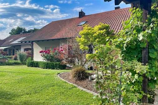 Außenansicht Außenansicht - Einfamilienhaus in 85276 Pfaffenhofen mit 145m² kaufen