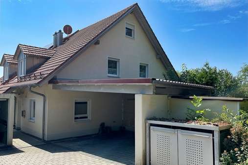 Außenansicht vorne Außenansicht vorne - Doppelhaushälfte in 85276 Pfaffenhofen mit 151m² kaufen