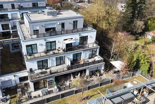 Neuwertige Erdgeschosswohnung in TOP-Lage