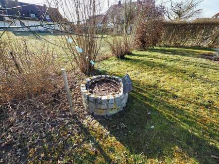 Feuerstelle - Doppelhaushälfte in 86706 Weichering mit 118m² kaufen
