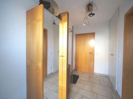 Eingangsbereich - Doppelhaushälfte in 86706 Weichering mit 118m² kaufen