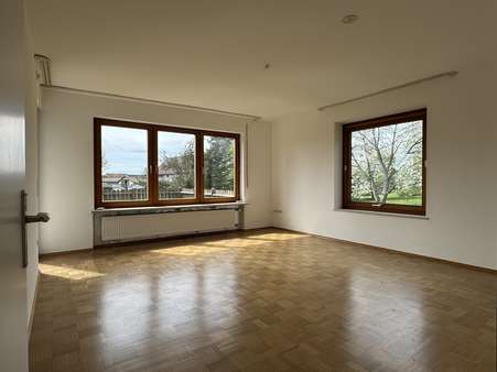 Wohnzimmer - Erdgeschosswohnung in 86701 Rohrenfels mit 100m² mieten