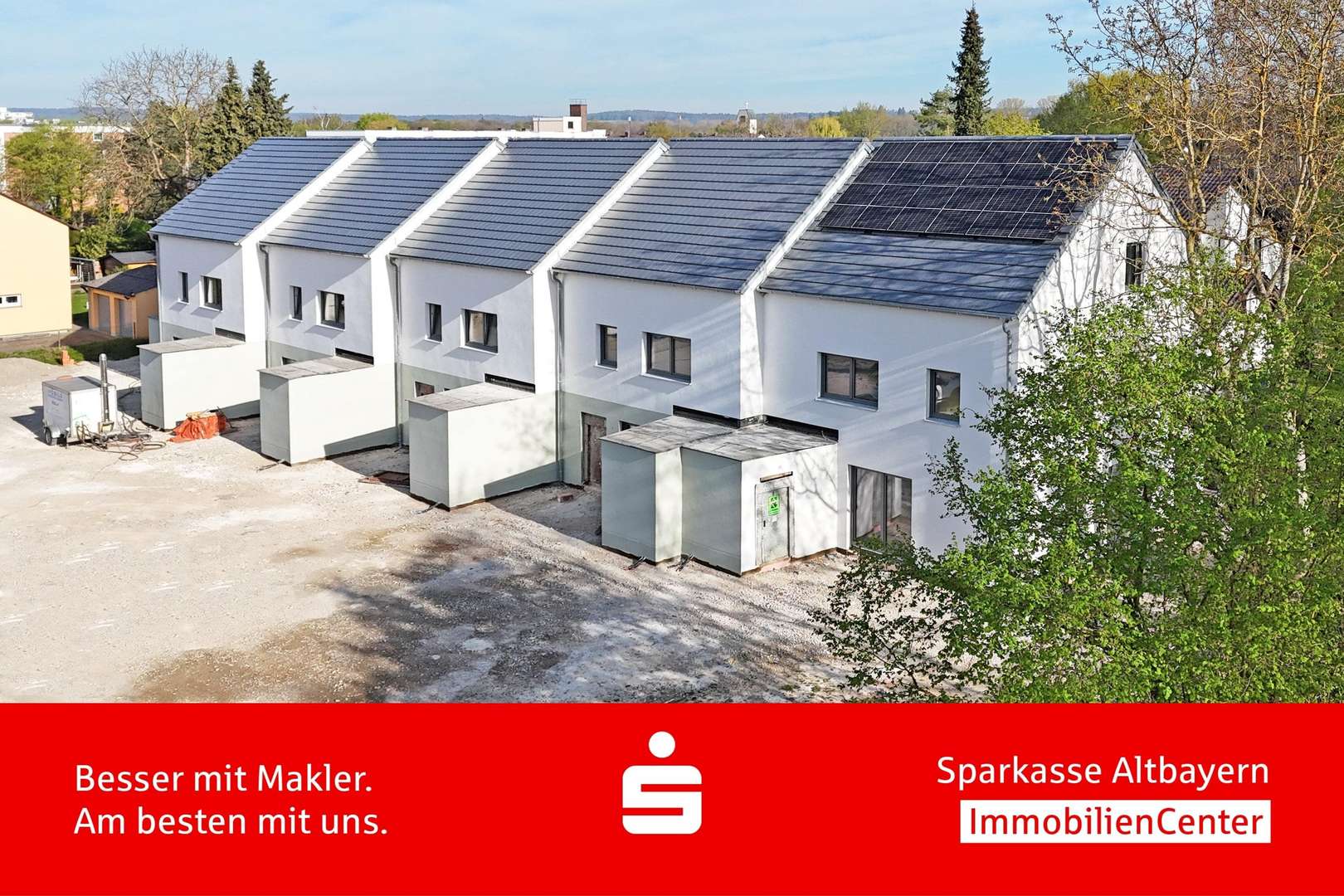 Außenansicht - Reiheneckhaus in 86633 Neuburg mit 137m² mieten