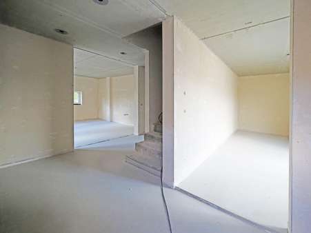 Flur - Reiheneckhaus in 86633 Neuburg mit 137m² mieten
