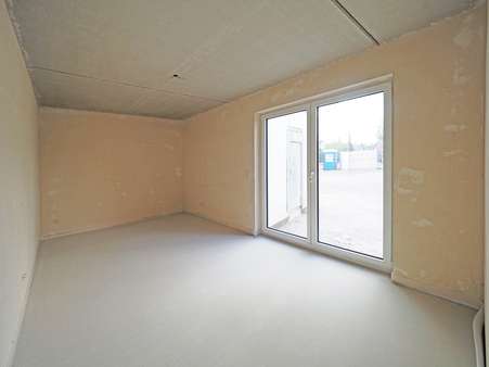 Wohnzimmer - Reiheneckhaus in 86633 Neuburg mit 137m² mieten