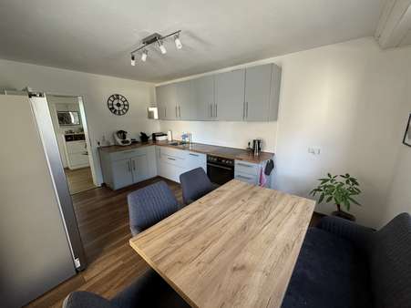 Wohnküche II - Souterrain-Wohnung in 86643 Rennertshofen mit 70m² mieten