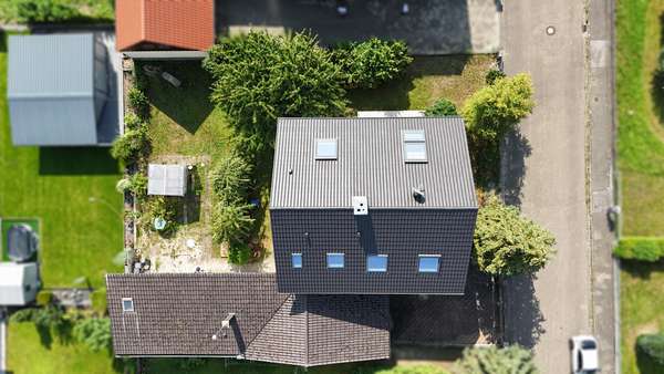 Luftbildaufnahme Luftbildaufnahme - Einfamilienhaus in 86633 Neuburg mit 247m² kaufen