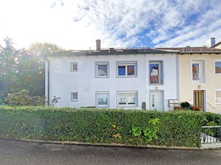 Außenansicht - Mehrfamilienhaus in 86633 Neuburg mit 255m² kaufen