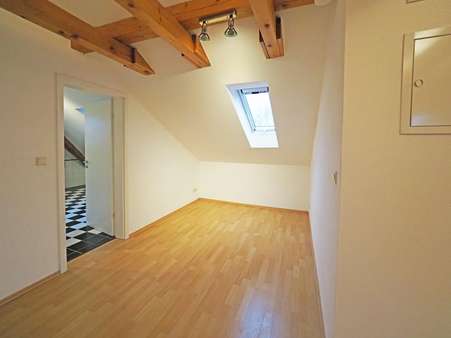 Büro-/Essecke - Dachgeschosswohnung in 86633 Neuburg mit 62m² kaufen