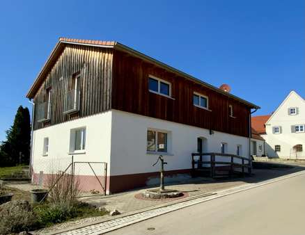 Süd-/Ostansicht - Einfamilienhaus in 86687 Kaisheim mit 134m² kaufen