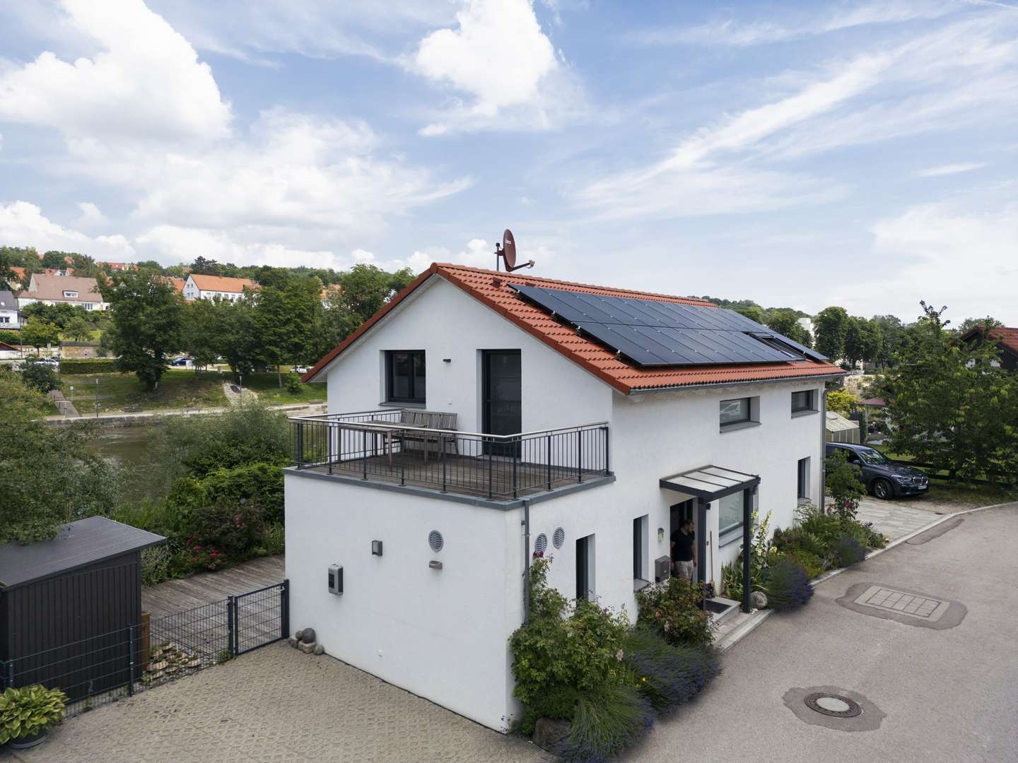 Süd-/Westansicht - Einfamilienhaus in 86609 Donauwörth mit 140m² kaufen