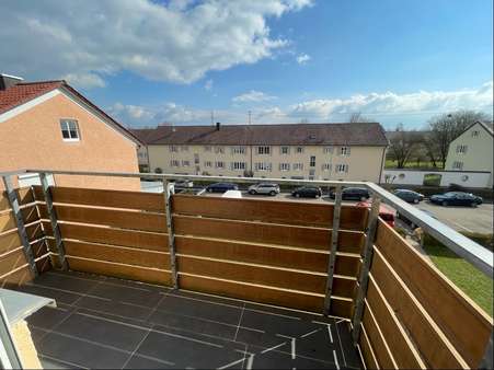 Südseitiger Balkon - Etagenwohnung in 89415 Lauingen mit 67m² kaufen
