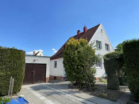 Außenansicht Außenansicht - Einfamilienhaus in 89407 Dillingen mit 90m² kaufen