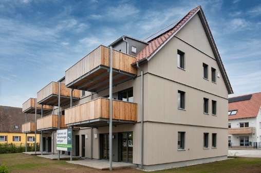 Außenansicht Außenansicht - Dachgeschosswohnung in 86698 Oberndorf mit 69m² kaufen