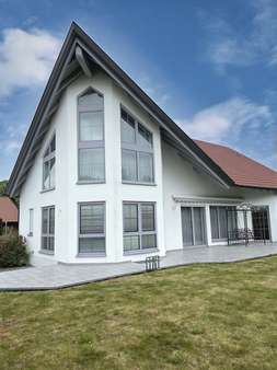 Außenansicht - Einfamilienhaus in 89423 Gundelfingen mit 227m² kaufen