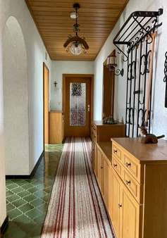 Flur Obergeschoss - Zweifamilienhaus in 86757 Wallerstein mit 166m² kaufen