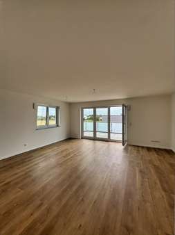Wohn- und Essbereich Wohn- und Essbereich - Dachgeschosswohnung in 89415 Lauingen mit 67m² mieten