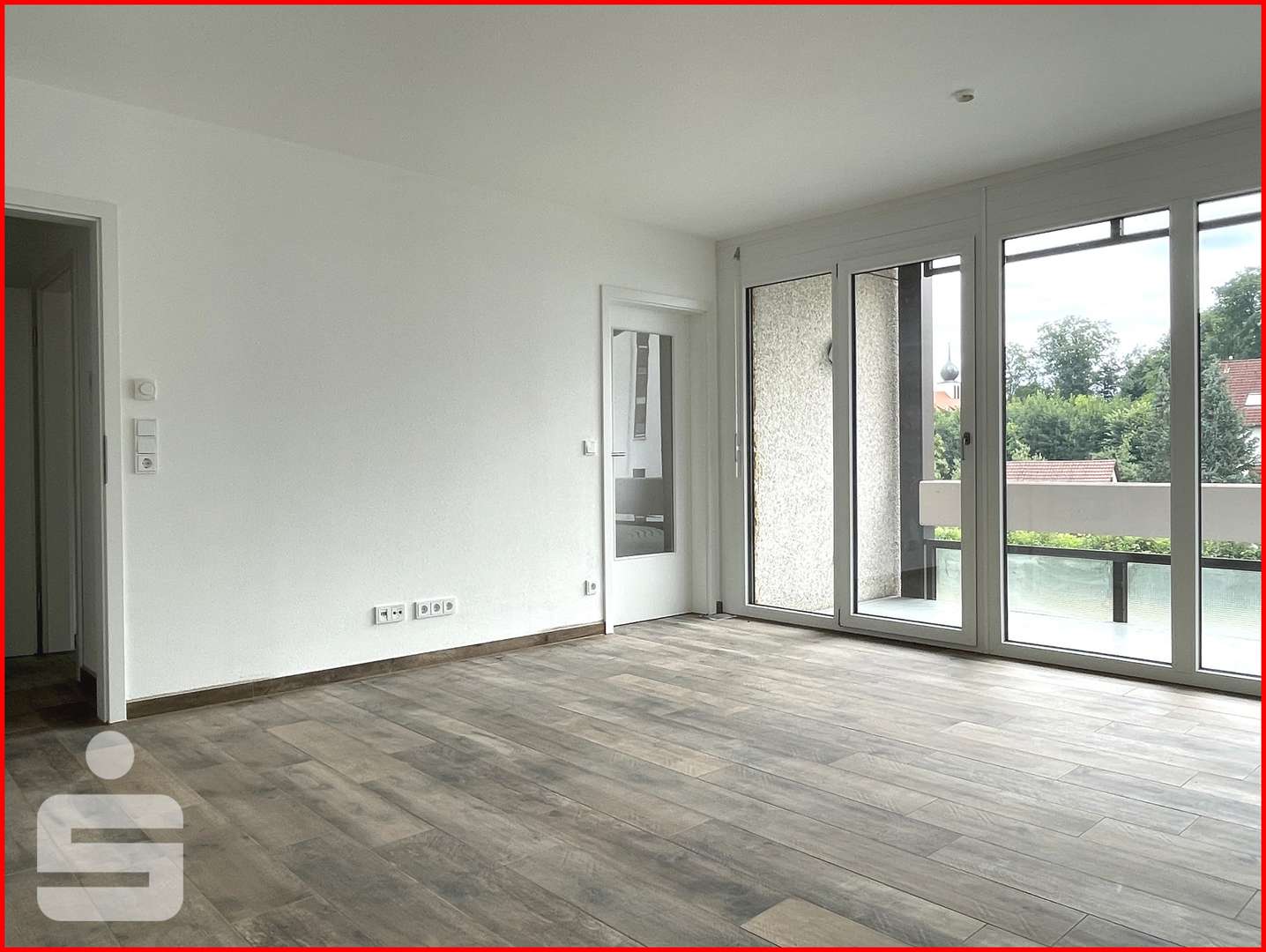 Wohnzimmer mit Zugang zur Küche Wohnzimmer mit Zugang zur Küche - Etagenwohnung in 89407 Dillingen mit 65m² mieten
