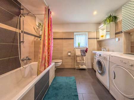 Badezimmer - Erdgeschoss Badezimmer - Erdgeschoss - Einfamilienhaus in 86675 Buchdorf mit 116m² kaufen