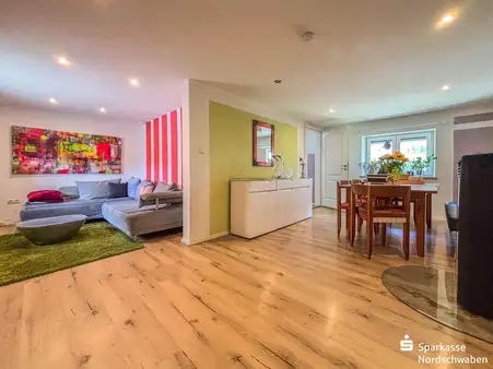 Modernisiertes Einfamilienhaus mit Garten in Buchdorf zu verkaufen! 