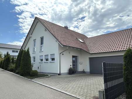 Außenansicht - Einfamilienhaus in 89428 Syrgenstein mit 148m² kaufen