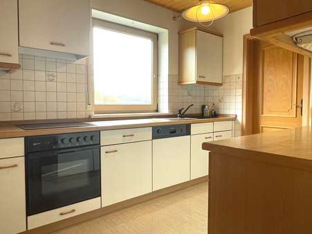 Küche - Zweifamilienhaus in 89435 Finningen mit 185m² kaufen