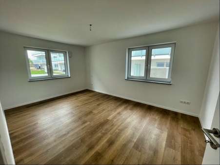 Schlafzimmer - Erdgeschosswohnung in 89415 Lauingen mit 73m² kaufen