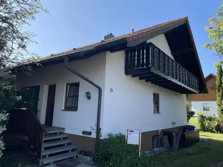 Großzügiges Einfamilienhaus in ländlicher Idylle