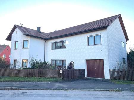 Außenansicht - Zweifamilienhaus in 89446 Ziertheim mit 255m² kaufen