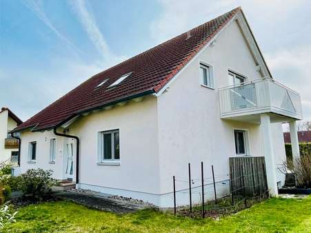 Nord-Westansicht - Zweifamilienhaus in 89420 Höchstädt mit 208m² kaufen