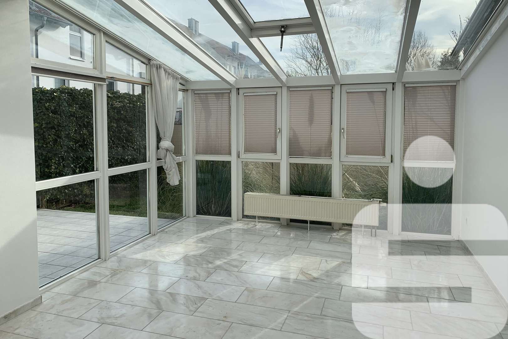 Tolles Haus mit Wintergarten - Reihenmittelhaus in 89231 Neu-Ulm mit 158m² kaufen