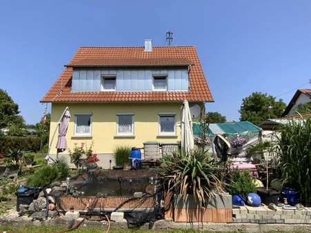Ländliche Idylle mit Wohlfühlcharakter! - Einfamilienhaus in 89284 Pfaffenhofen mit 112m² kaufen