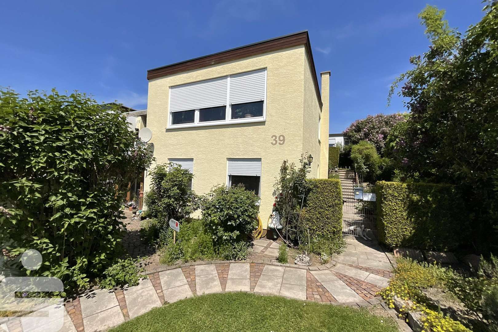 Ihr neuer Wohlfühlort - Doppelhaushälfte in 89250 Senden mit 156m² kaufen