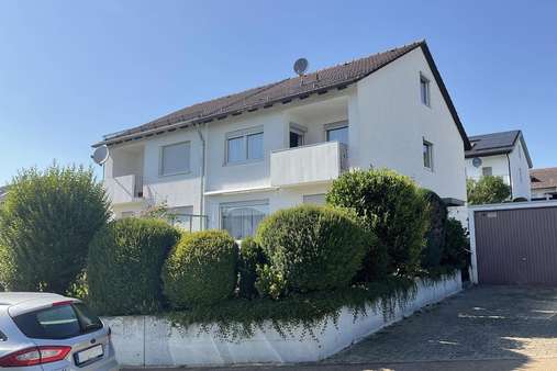 Charmantes Wohnhaus - Ideal für die Familie Charmantes Wohnhaus - Ideal für die Familie - Doppelhaushälfte in 89250 Senden mit 103m² kaufen