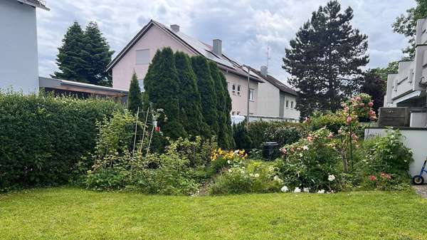 Garten & Nachbarschaft Garten & Nachbarschaft - Reiheneckhaus in 89233 Neu-Ulm, Pfuhl mit 148m² kaufen